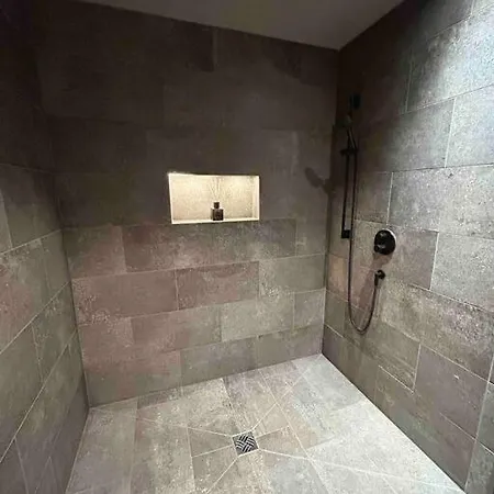 Spa, Sport & Luxury Ski-in Ski-out Apartment *