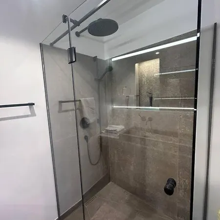 Spa, Sport & Luxury Ski-in Ski-out Kitzbuhel