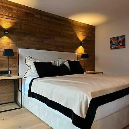 Spa, Sport & Luxury Ski-in Ski-out Lägenhet Kitzbühel